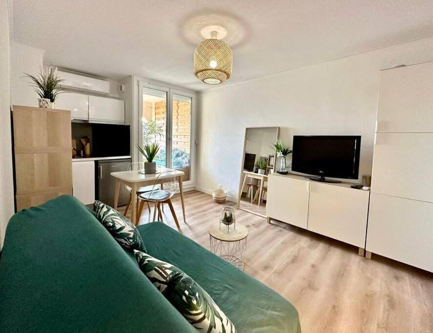 Studio Cosy Climatise Carnon Plage Apartment Exterior photo